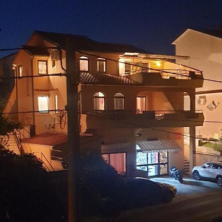 Apartments Damir 2838 Lopar Dış mekan fotoğraf
