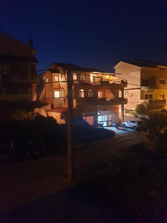 Apartments Damir 2838 Lopar Dış mekan fotoğraf