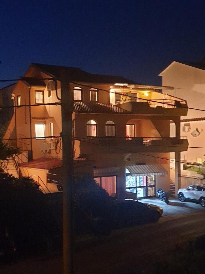 Apartments Damir 2838 Lopar Dış mekan fotoğraf